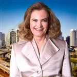 Dra. Lucy Kerr